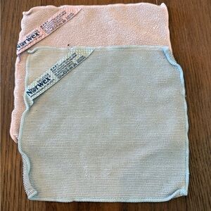 Norwex Baby Includes 2 Face/Body Cloths
Size: 20 cm x 20 cm / 7.87″ × 7.8